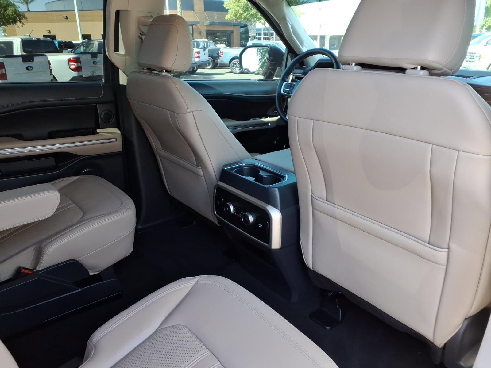 Certified 2024 Ford Expedition Limited AWD/4WD image 14