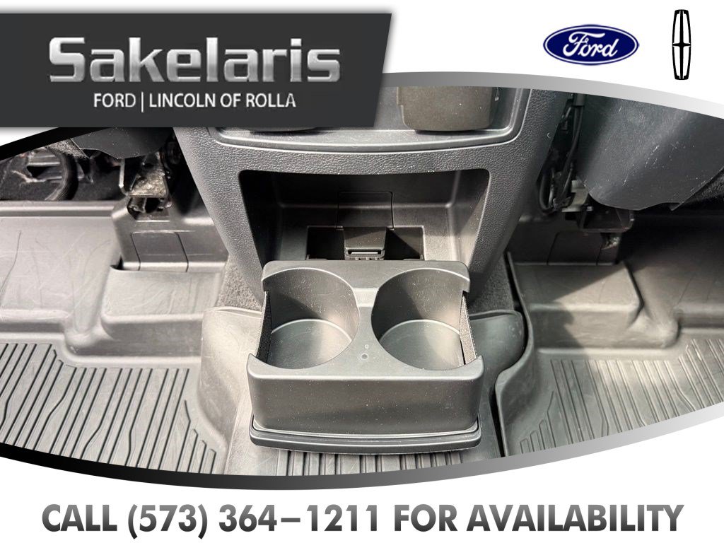 Certified 2022 Ford Explorer XLT w/ Equipment Group 202A AWD/4WD image 36
