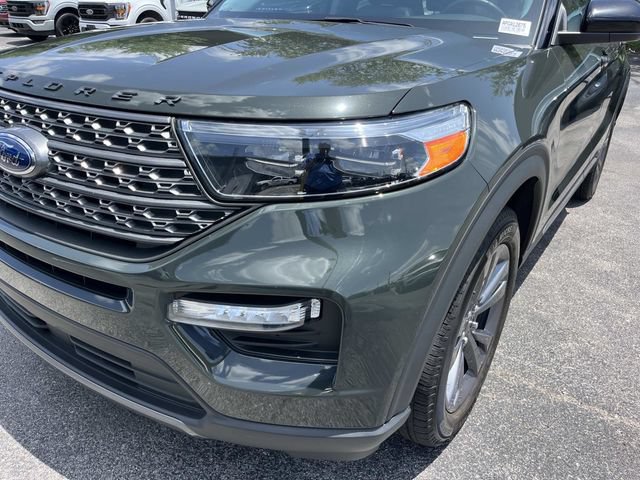 Certified 2023 Ford Explorer XLT w/ Equipment Group 202A AWD/4WD image 11