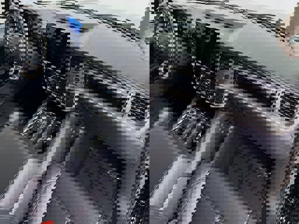 Certified 2023 Ford Expedition XLT image 33