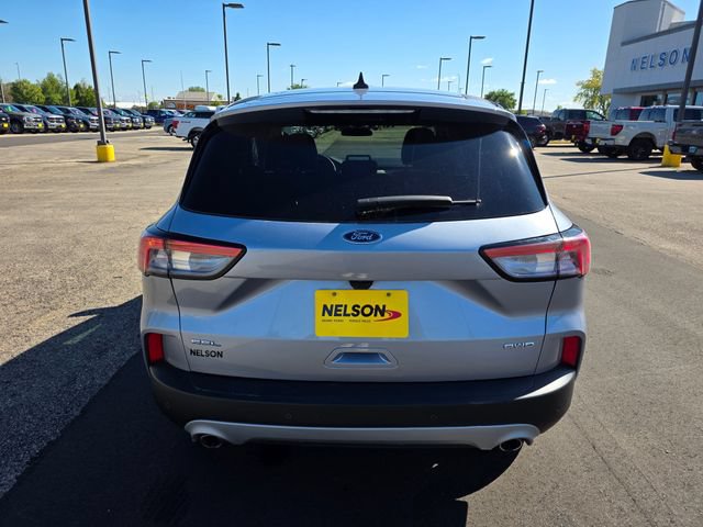Certified 2022 Ford Escape SEL AWD/4WD image 10