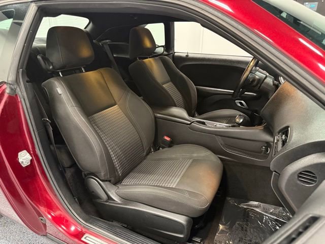 Used 2020 Dodge Challenger SXT w/ Blacktop Package RWD image 34