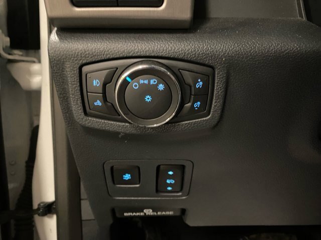 Certified 2022 Ford F350 Platinum w/ Tremor Off-Road Package AWD/4WD image 12