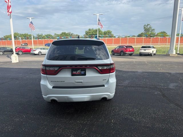 Used 2024 Dodge Durango GT RWD image 4