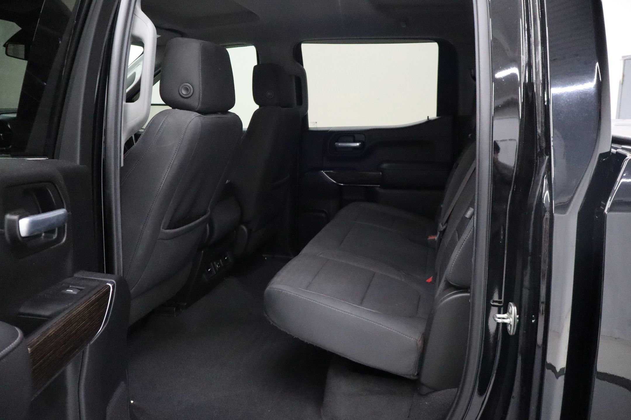 Used 2021 GMC Sierra 1500 SLE w/ Preferred Package AWD/4WD image 26
