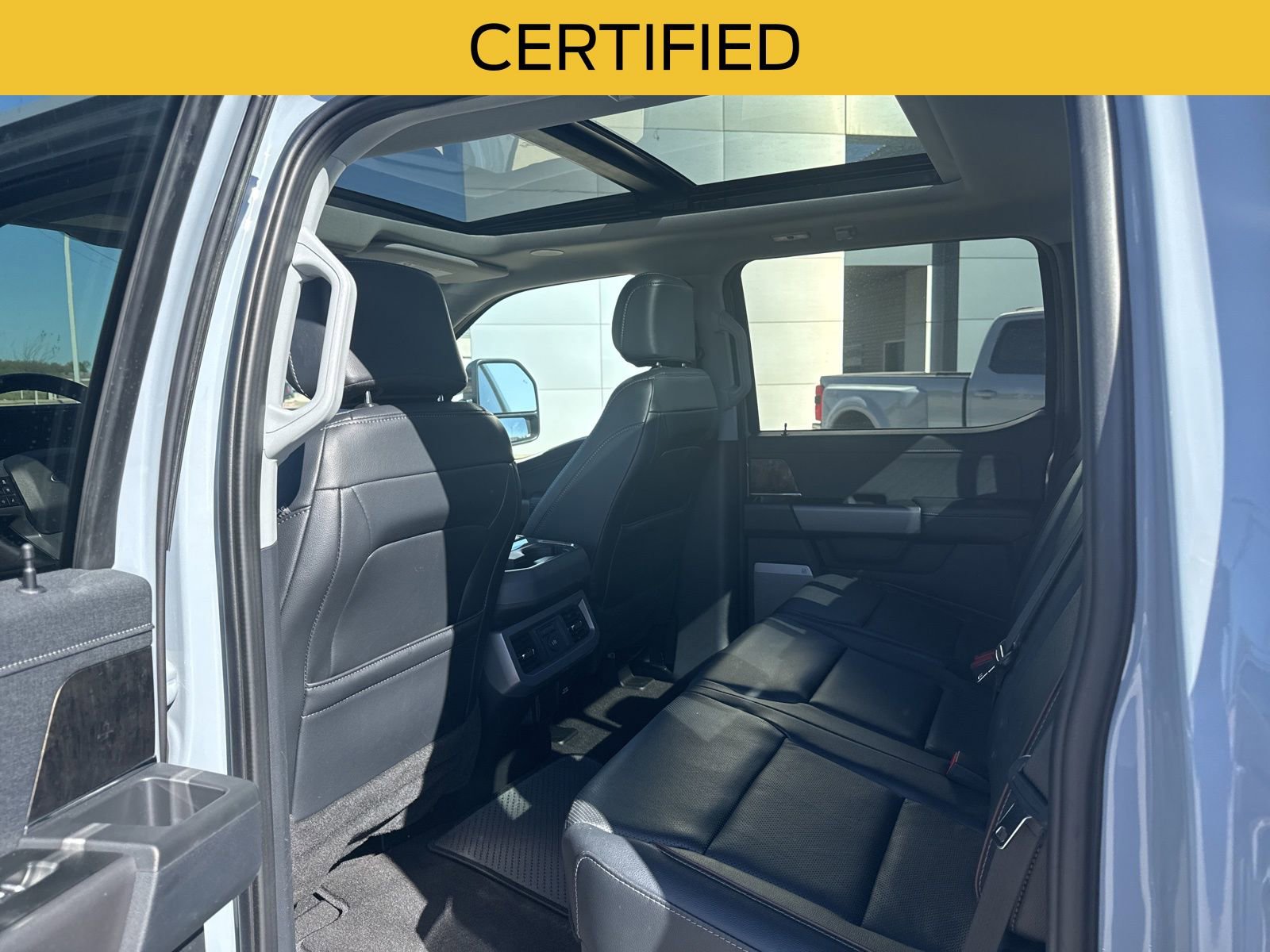 Certified 2024 Ford F350 Lariat w/ Lariat Ultimate Package image 11