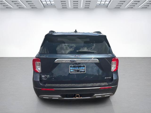 Certified 2022 Ford Explorer XLT w/ Equipment Group 202A AWD/4WD image 4