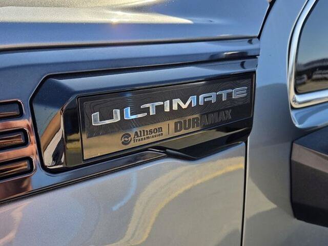 Used 2025 GMC Sierra 2500 Denali Ultimate AWD/4WD image 18