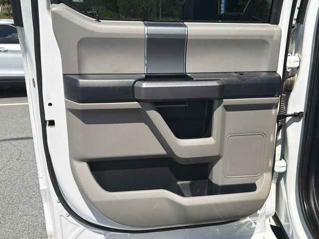 Certified 2019 Ford F250 XLT w/ XLT Premium Package AWD/4WD image 23