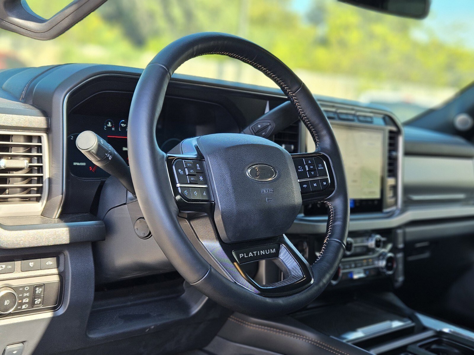 Certified 2024 Ford F250 Platinum w/ FX4 Off-Road Package image 21