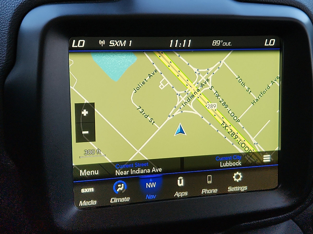 Used 2023 Jeep Renegade Trailhawk AWD/4WD image 10