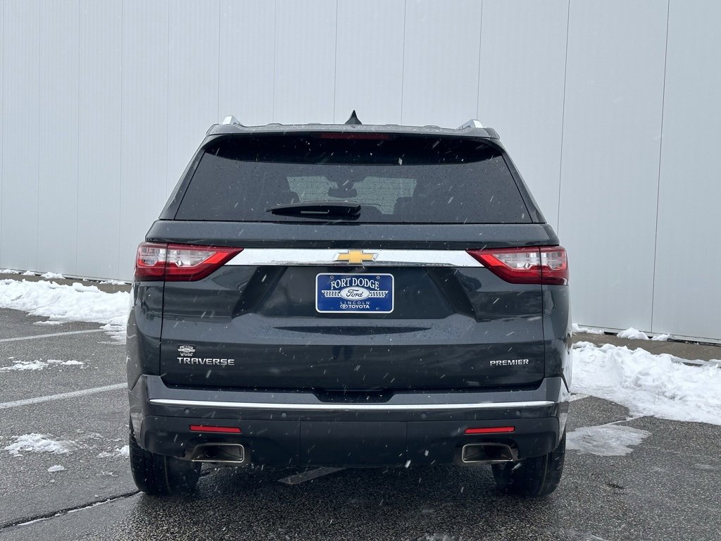 Used 2019 Chevrolet Traverse Premier w/ Driver Confidence II Package image 2
