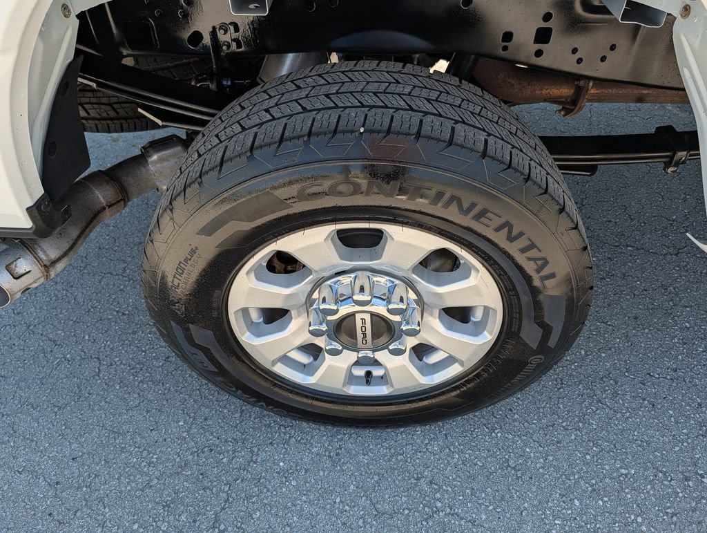 Certified 2024 Ford F250 XLT AWD/4WD image 32