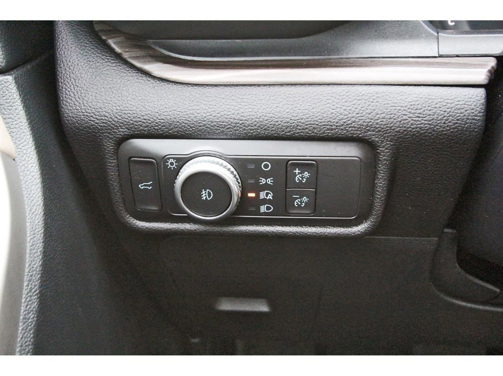 Certified 2022 Ford Explorer Limited w/ Limited Technology Package RWD image 21