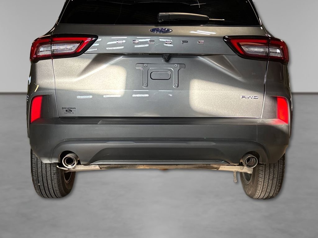 Certified 2025 Ford Escape ST-Line image 5