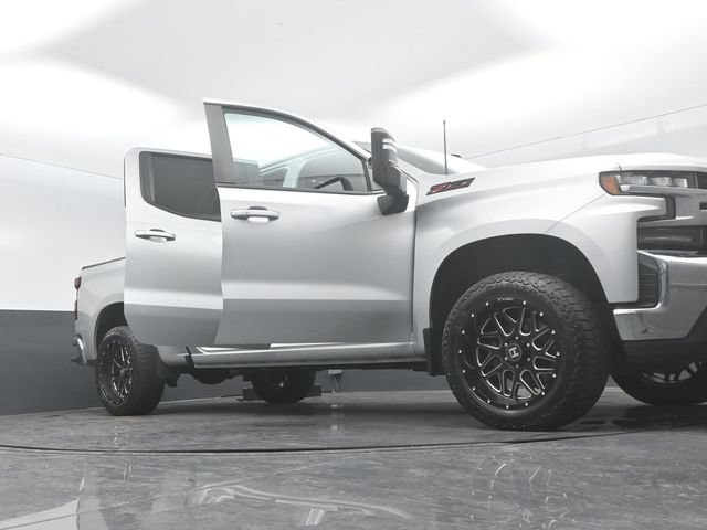 Used 2021 Chevrolet Silverado 1500 LT w/ Z71 Off-Road Package AWD/4WD image 30