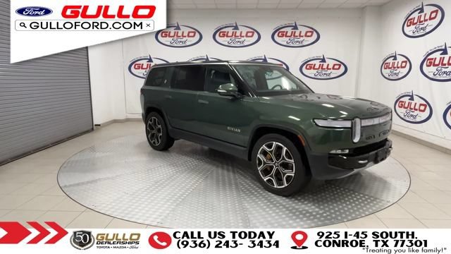 Used 2024 Rivian R1S Adventure AWD/4WD image 2
