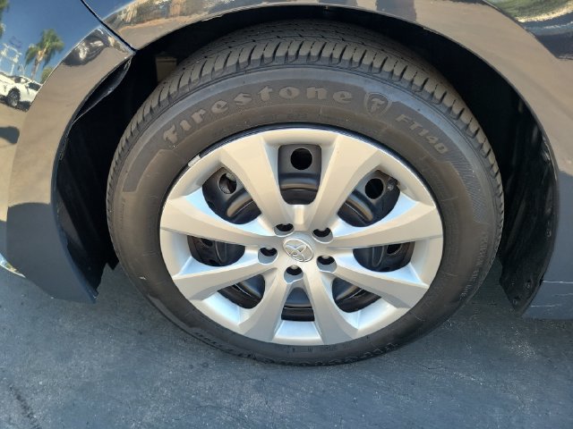Used 2025 Toyota Corolla LE FWD image 29
