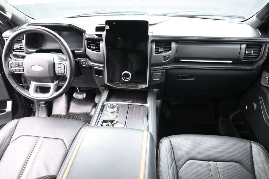 Certified 2022 Ford Expedition Platinum RWD image 27