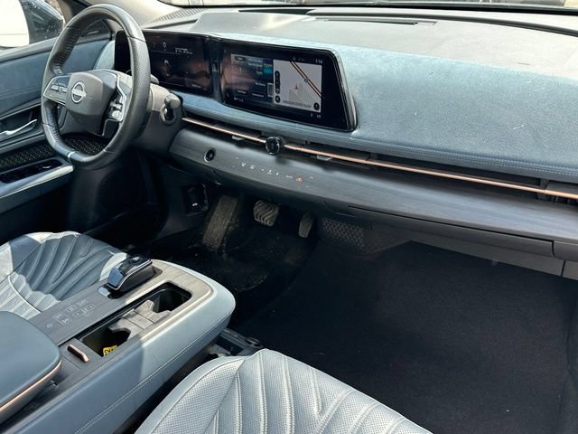 Used 2023 Nissan Ariya AWD/4WD image 8