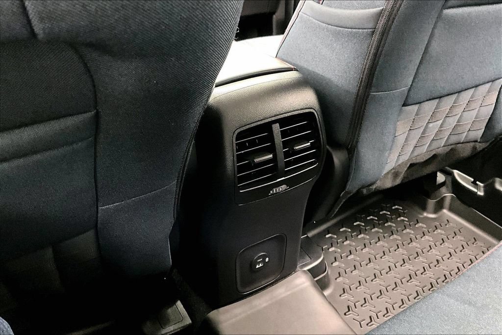 Certified 2024 Ford Bronco Sport Heritage w/ Heritage Convenience Package AWD/4WD image 33