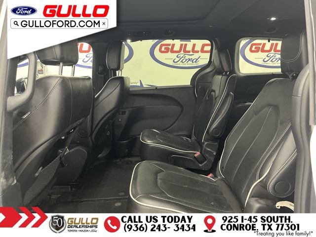 Used 2024 Chrysler Pacifica Limited w/ S Appearance Package FWD image 15