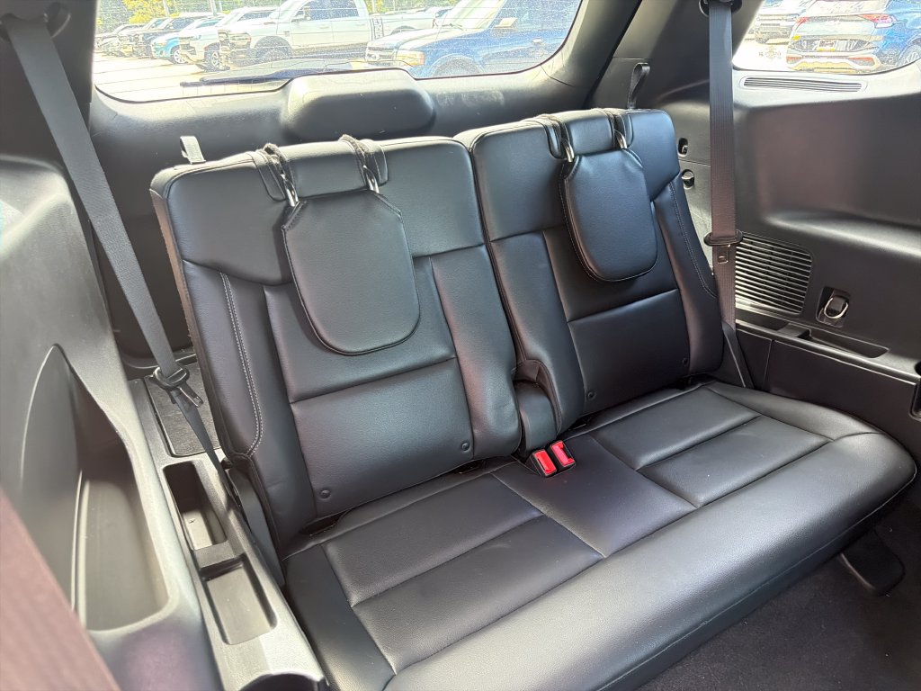 Certified 2020 Ford Explorer XLT w/ Equipment Group 202A RWD image 30