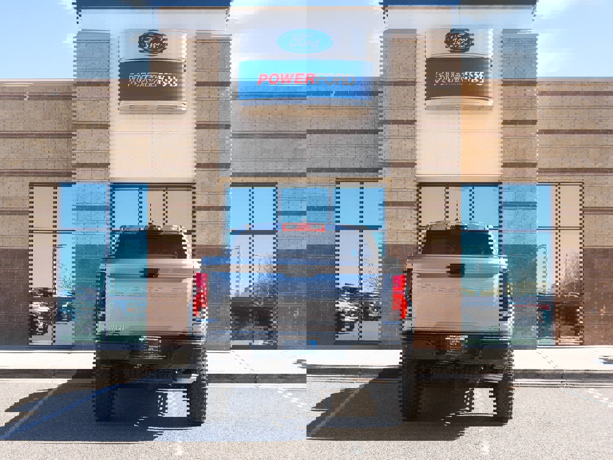 Used 2025 Chevrolet Colorado ZR2 w/ Technology Package image 4