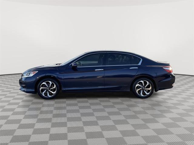 Used 2017 Honda Accord EX-L image 2