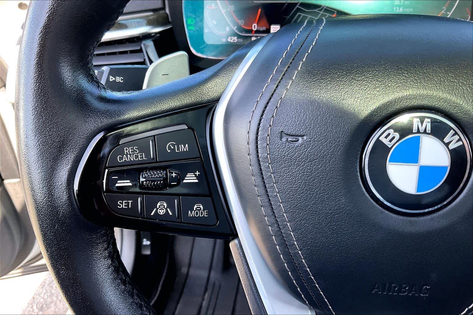 Used 2022 BMW 530i w/ Executive Package RWD image 20
