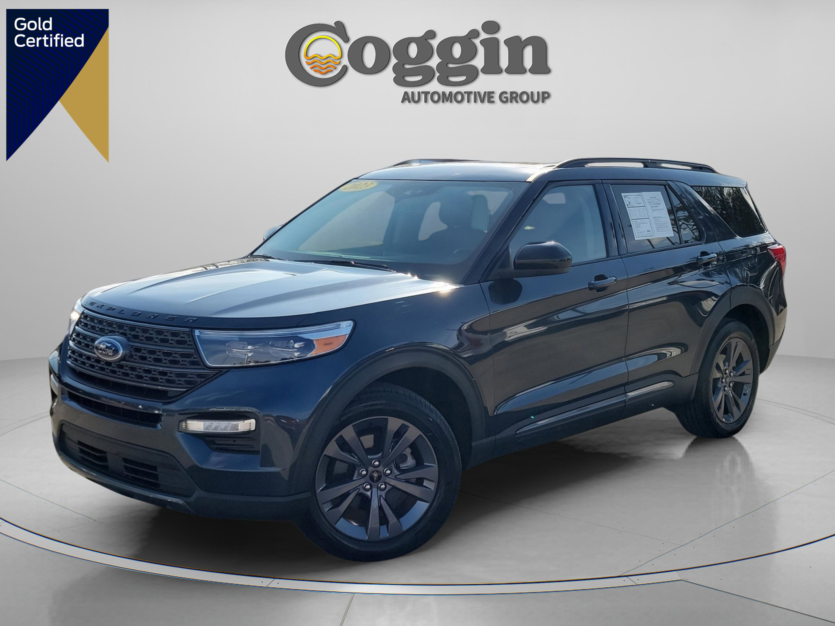 Certified 2023 Ford Explorer XLT w/ Equipment Group 202A image 1