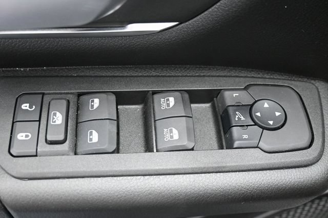 Used 2025 RAM 1500 Big Horn AWD/4WD image 13