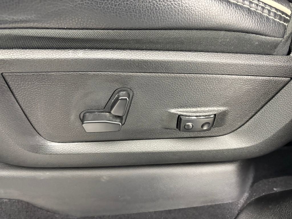 Used 2024 RAM 2500 Laramie image 15