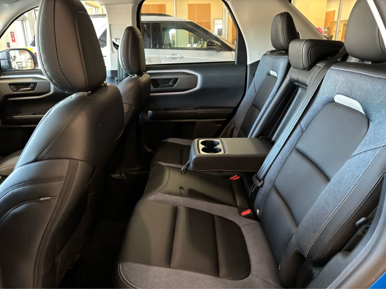 Certified 2025 Ford Bronco Sport Outer Banks w/ Outer Banks Tech Package+ AWD/4WD image 23