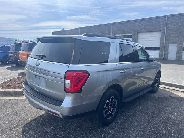 Certified 2024 Ford Expedition XLT image 2