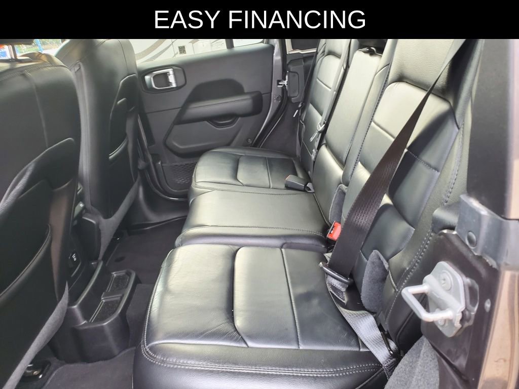 Used 2021 Jeep Wrangler Unlimited Sahara image 21