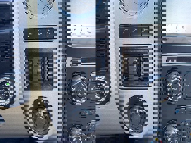 Certified 2017 Ford Expedition Limited w/ Equipment Group 301A image 32