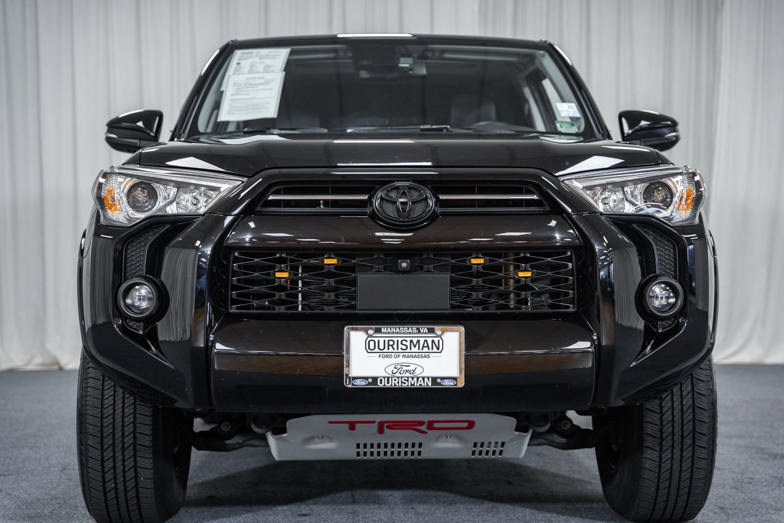 Used 2024 Toyota 4Runner SR5 Premium w/ Moonroof Package AWD/4WD image 2