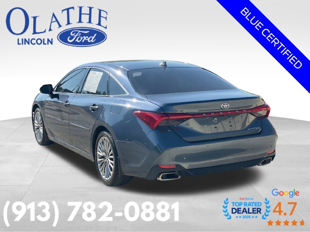 Used 2019 Toyota Avalon Limited FWD image 4