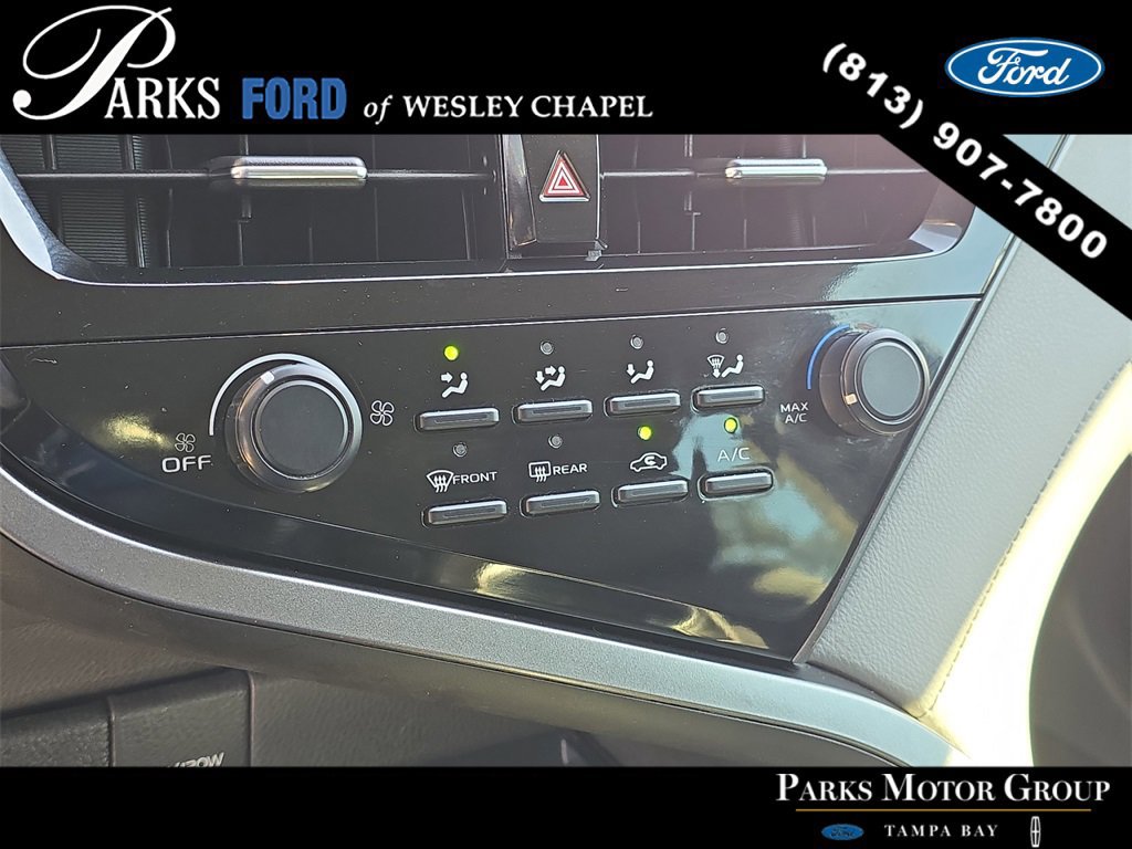 Used 2021 Toyota Camry LE image 23