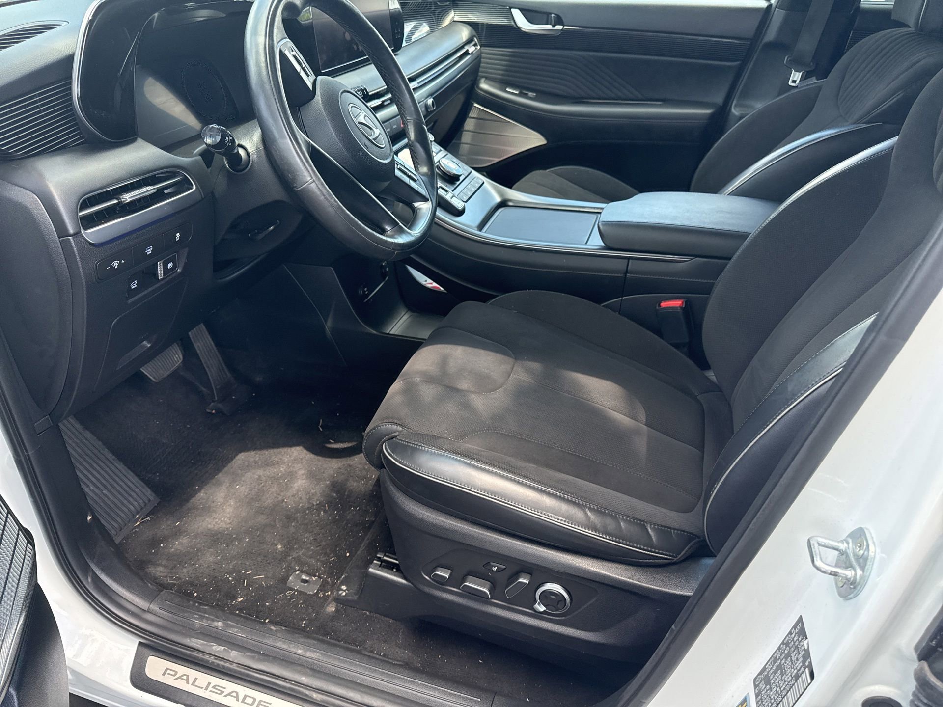 Used 2024 Hyundai Palisade Calligraphy AWD/4WD image 13