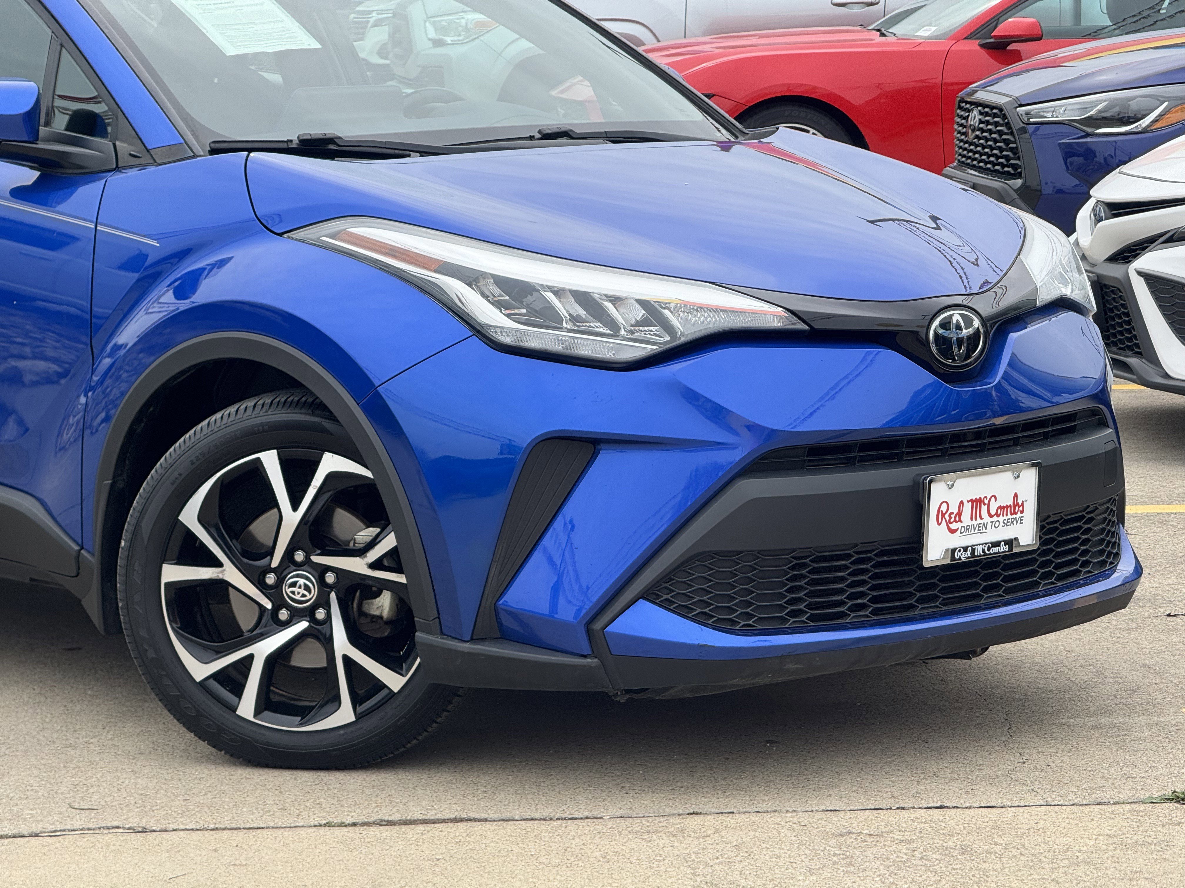 Used 2022 Toyota C-HR Limited image 2