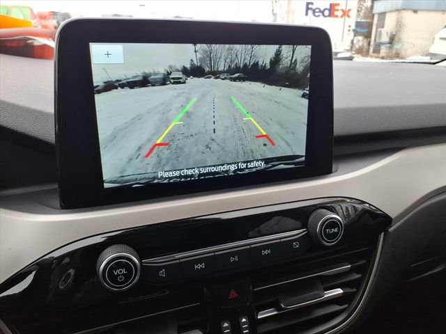 Certified 2022 Ford Escape SE w/ SE Sport Appearance Package image 21