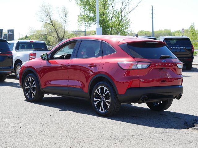 Certified 2022 Ford Escape SE w/ SE Sport Appearance Package AWD/4WD image 5