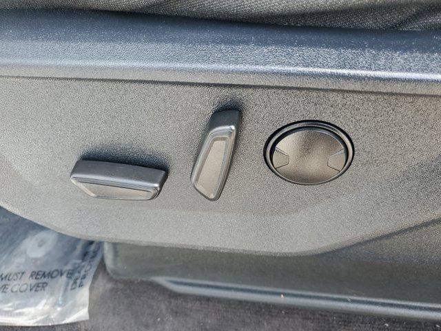 Certified 2022 Ford F150 XLT w/ Equipment Group 302A High image 25