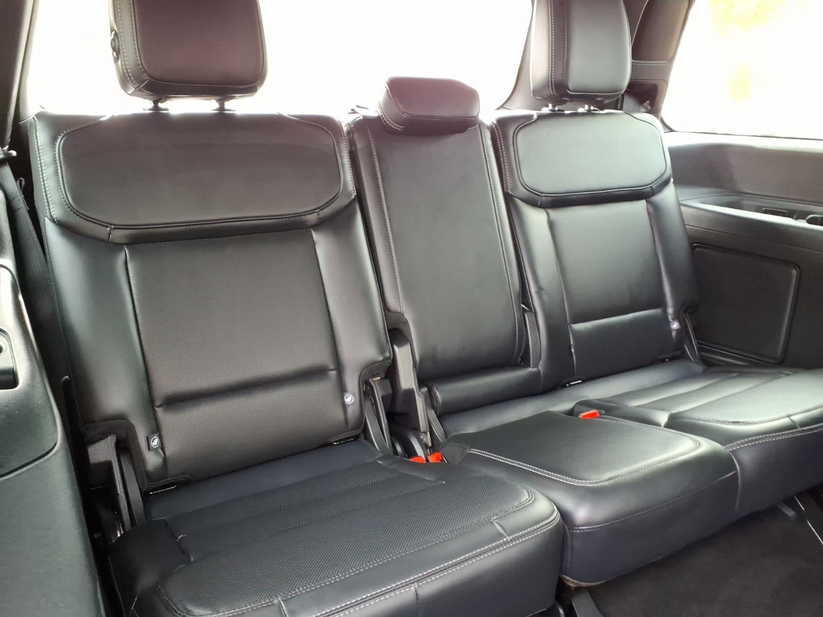 Certified 2025 Ford Expedition Platinum w/ Stealth Performance Package AWD/4WD image 17