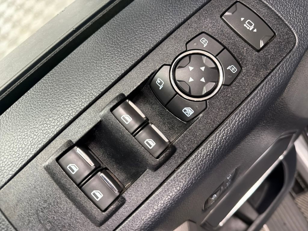 Certified 2022 Ford F450 Lariat w/ Lariat Ultimate Package image 18