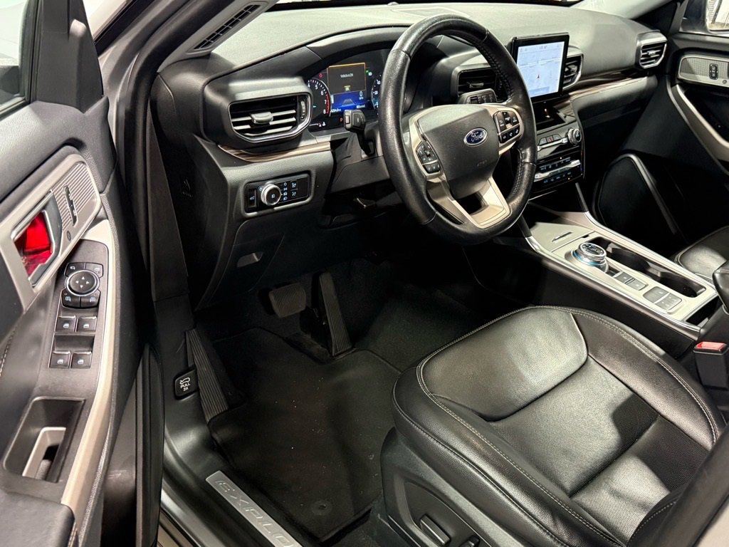 Certified 2023 Ford Explorer Limited image 10