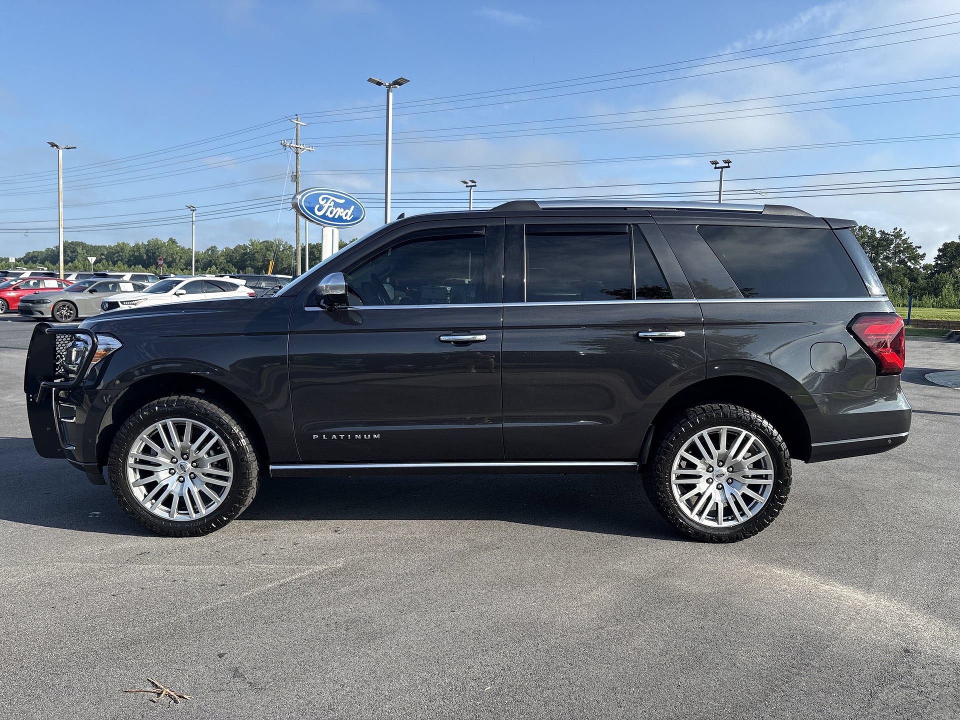 Certified 2024 Ford Expedition Platinum RWD image 22