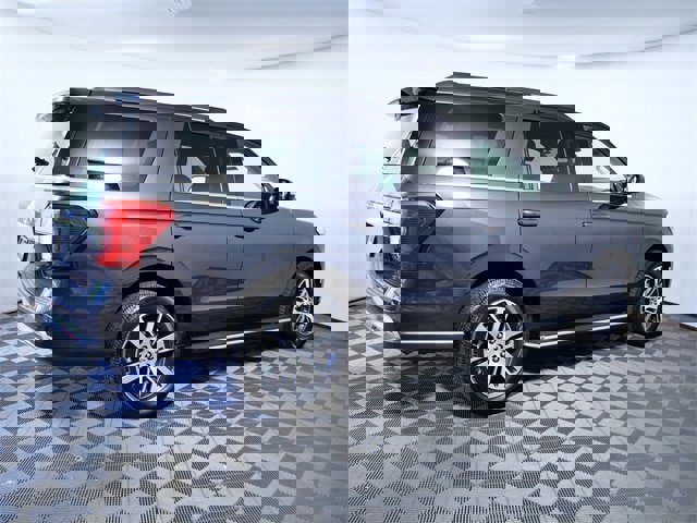 Certified 2022 Ford Expedition XLT image 8